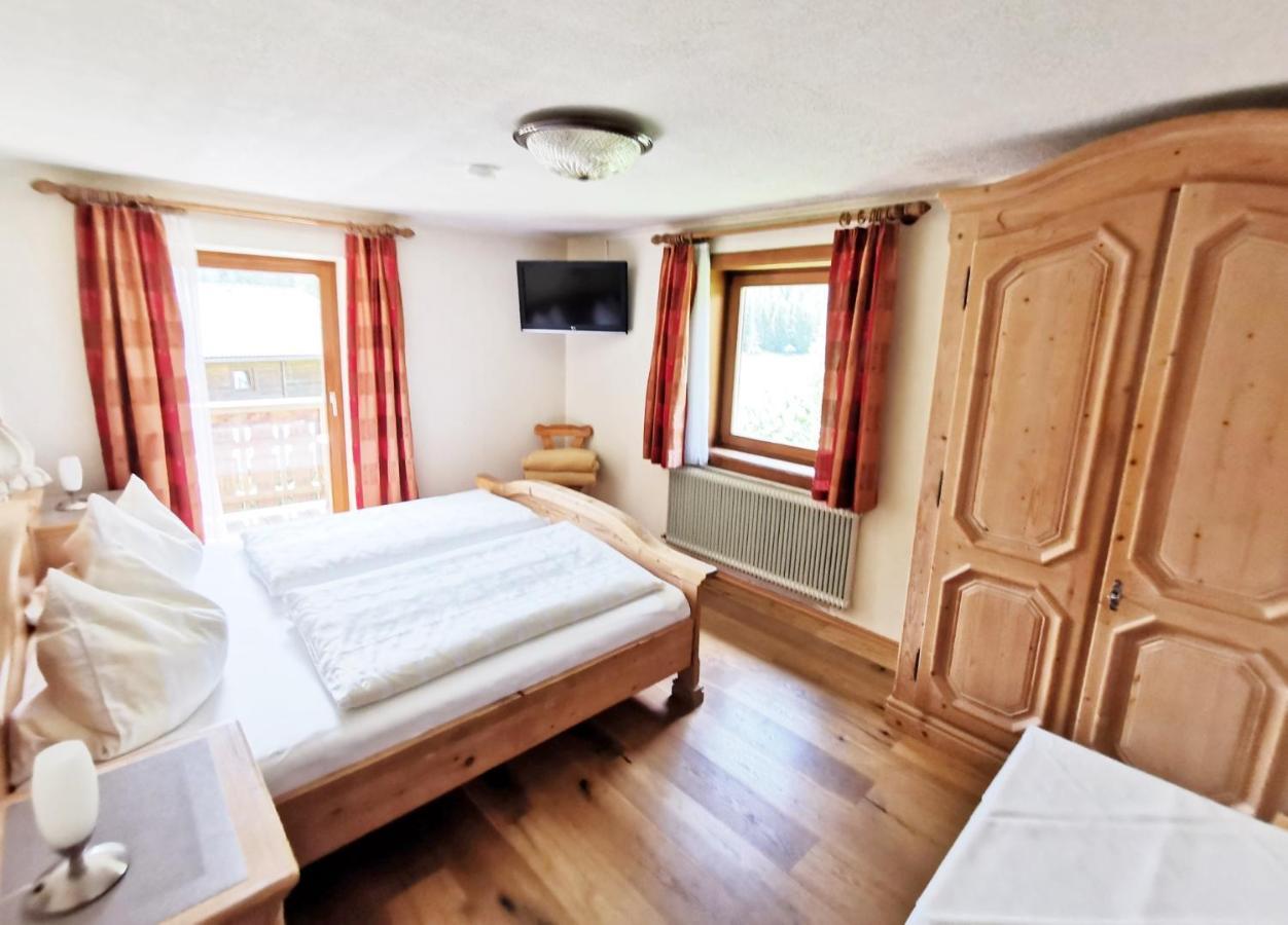 ハイリゲンブルート Haus Marienheim Bed & Breakfast エクステリア 写真