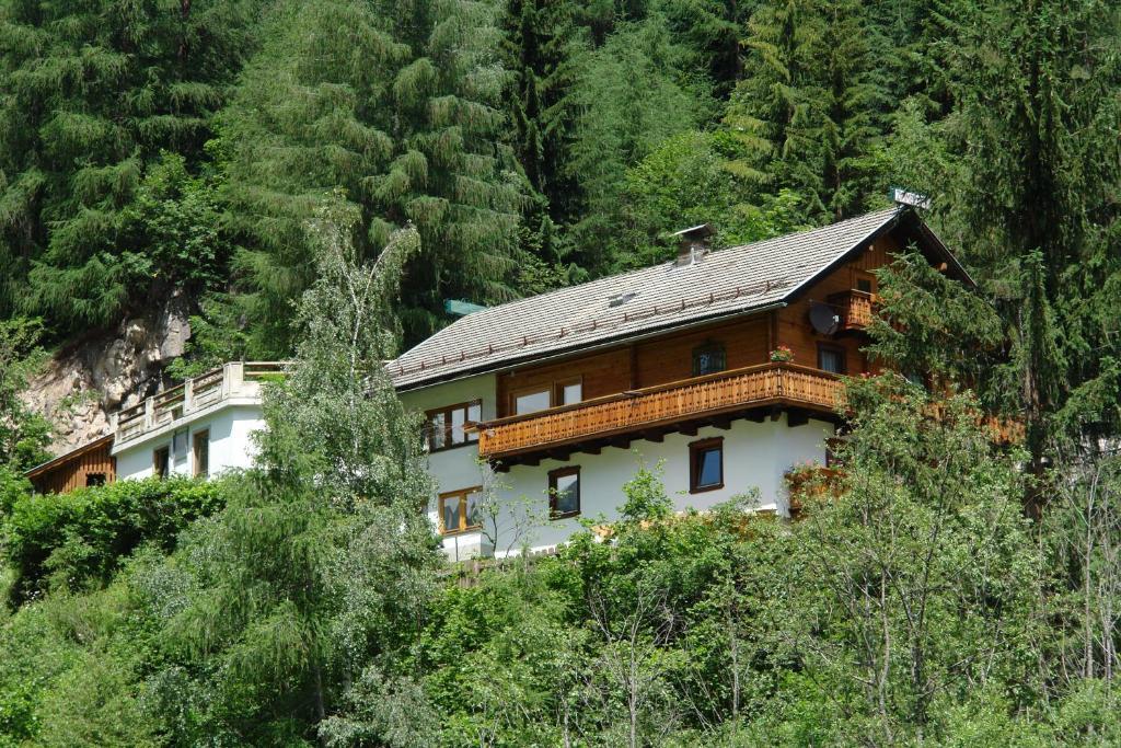 ハイリゲンブルート Haus Marienheim Bed & Breakfast エクステリア 写真